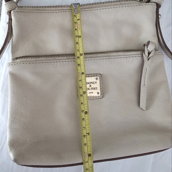 Kate Spade Jackson Street Crossbody Ivory - Picture 4 of 10